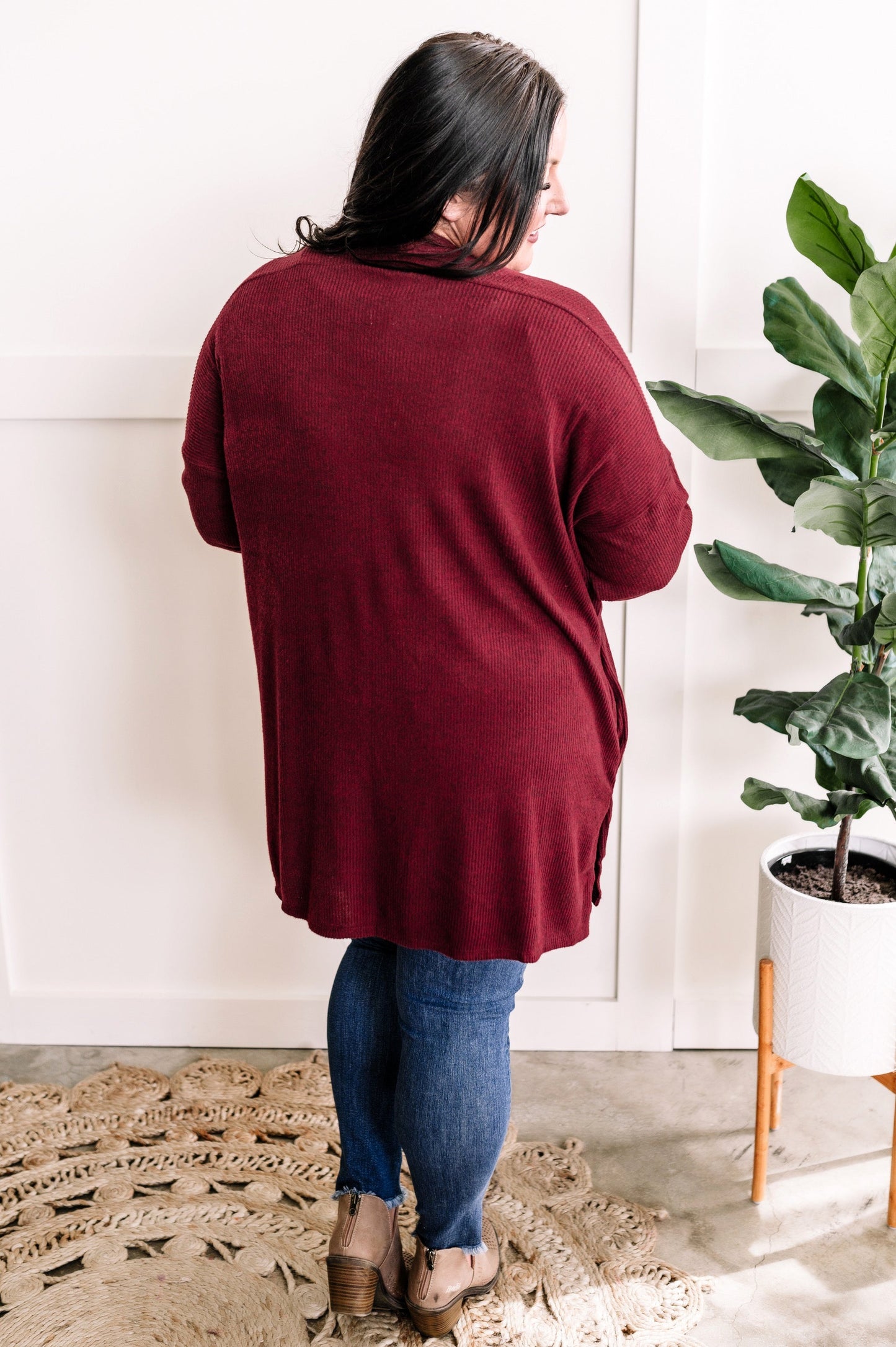 Cashmere Soft Open Front Cardigan With Pockets In Rich Heathered Burgundy