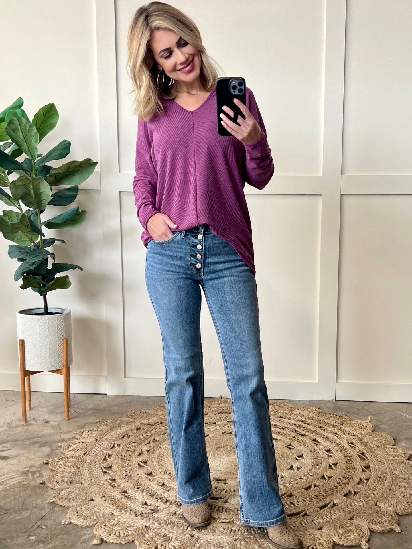 V Neck Drop Shoulder Knit Top In Textured Purple