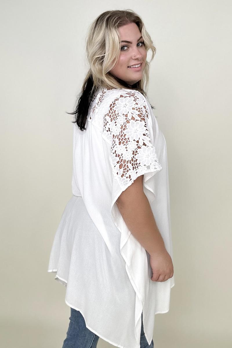 Davi & Dani Solid Button Down Short Sleeve Hi-Low Lace Loose Top